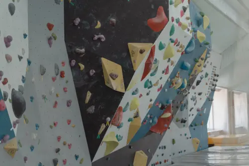 Exilles, inaugurata la Falesia dei Lupi ai piedi del Forte